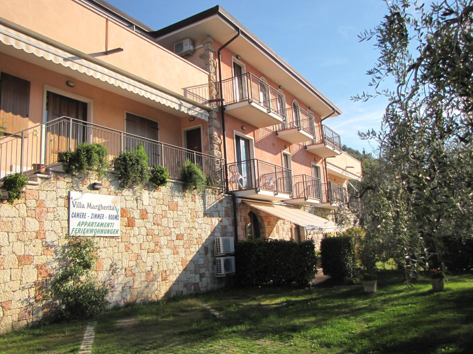 Residence Villa Margherita Brenzone sul Garda Exterior foto