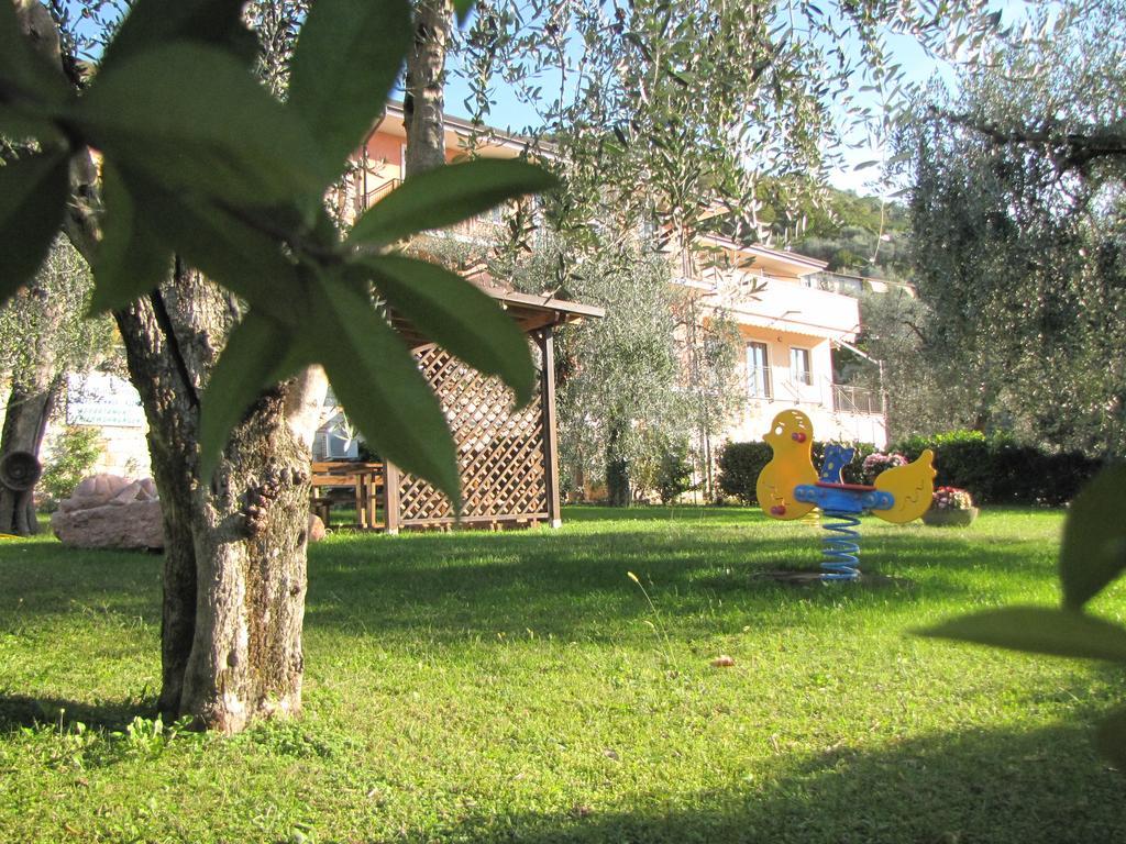 Residence Villa Margherita Brenzone sul Garda Exterior foto