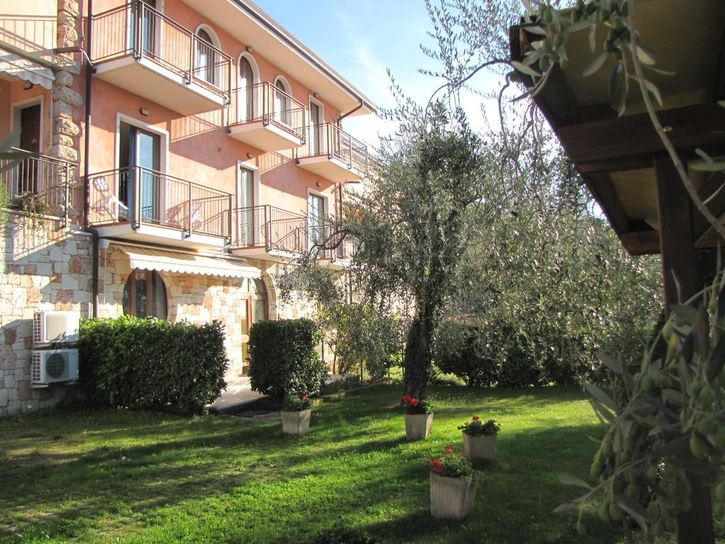 Residence Villa Margherita Brenzone sul Garda Exterior foto